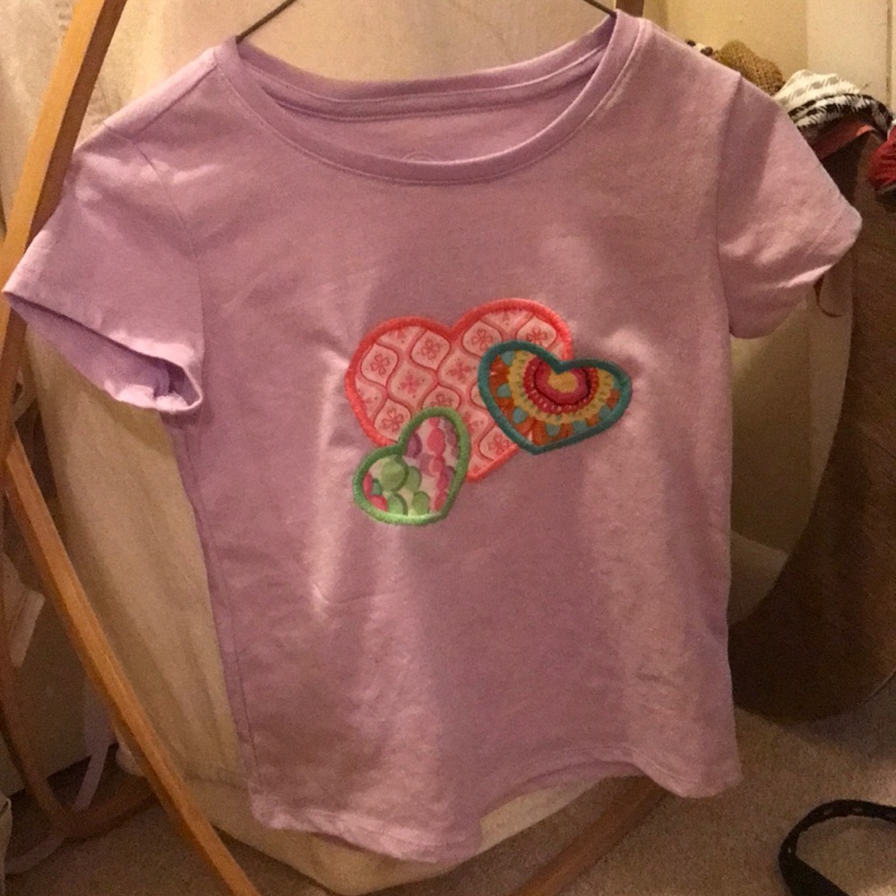 Girls light purple short sleeve shirt with hearts